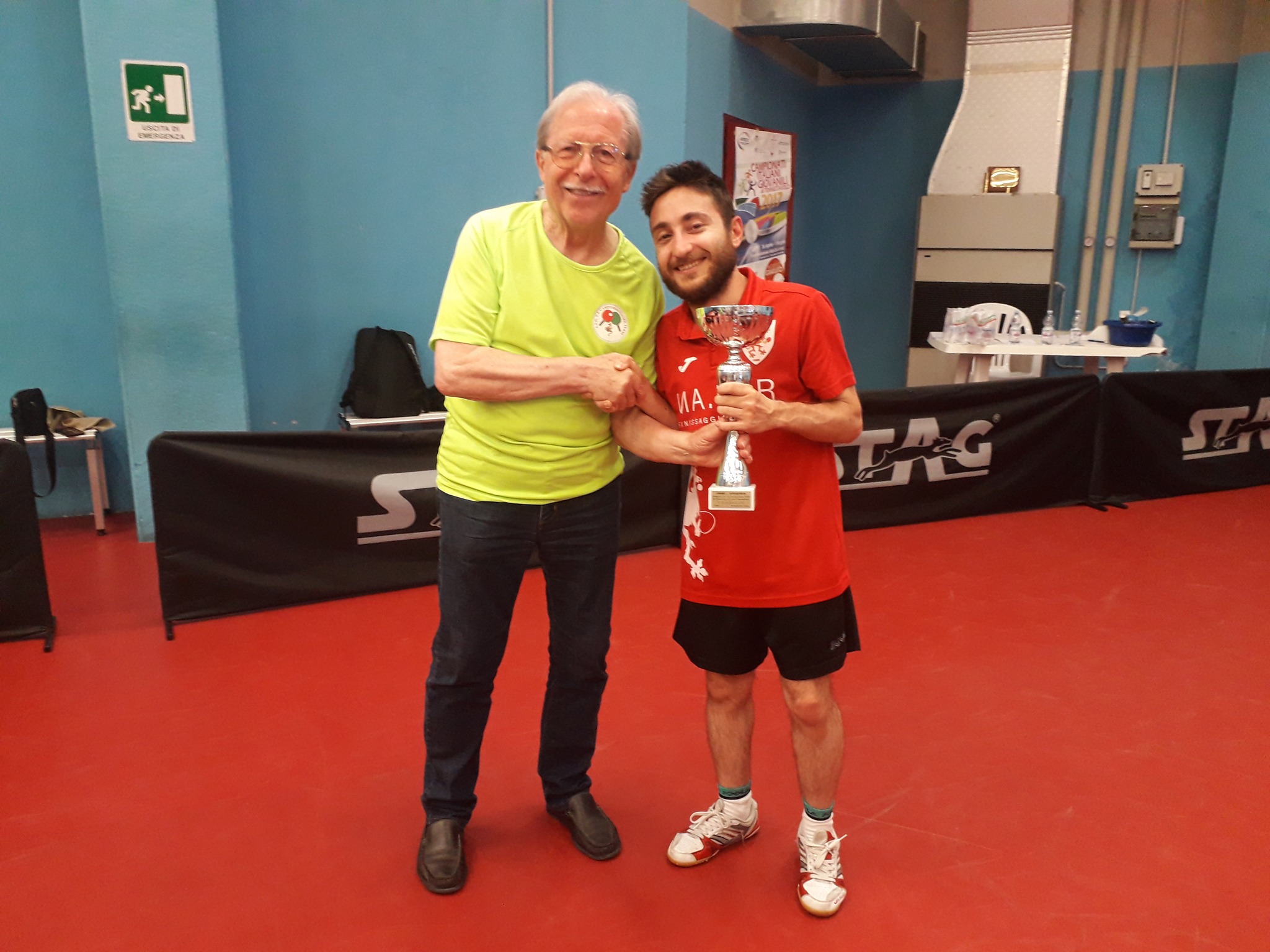 MICHELE MENCARONI SI CONFERMA CAMPIONE REGIONALE DI TENNISTAVOLO PER GIORNALISTI